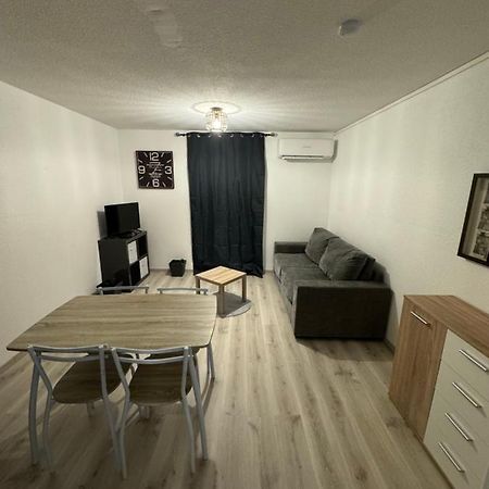 Studio Avec Terrasse Vue Sur Cousson Динь-ле-Бен Экстерьер фото